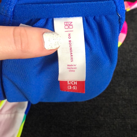 Bikini - Picture 6 of 6